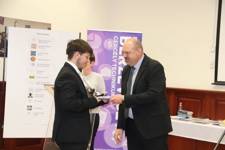 Április 16-án került sor a #TURIZMUS30 Irodalmi pályázat díjátadó ünnepségére. 