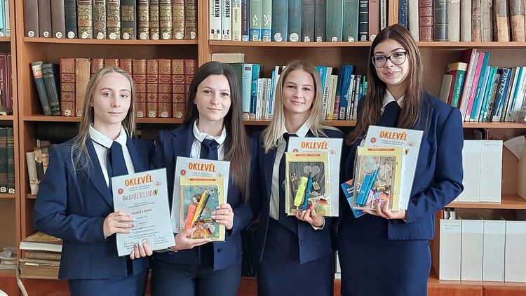 Berzés siker német nyelvű projektversenyen