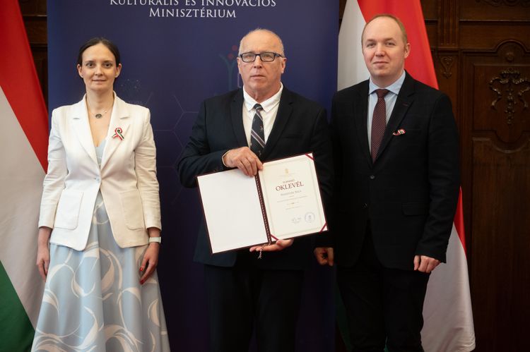 Miniszteri elismerő oklevelet kapott Mandzák Béla