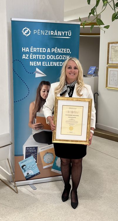 Iskolánk oktatója, Sidlovicsné Papp Ildikó a Pénzmúzeum „Pénzügyi Tudatosság Fejlesztéséért” díjának egyik idei kitüntetettje lett!