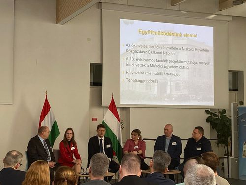 Okleveles technikusképzés szakmai napján vett részt a Berzeviczy Technikum