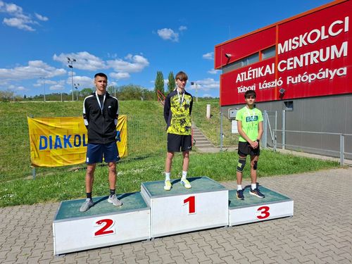 Sikeren teljesített a Berzeviczy Gergely Technikum fiú csapata az idei atlétika versenyen 